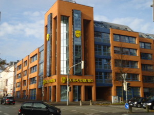Gebäude groß HUK Kiel
